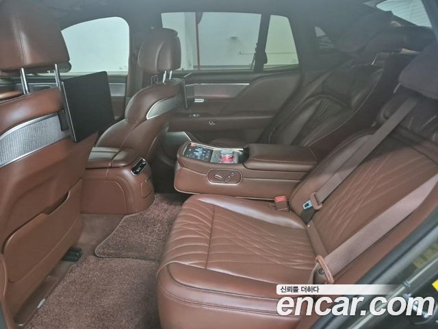 Genesis G90 2023 — photo 18