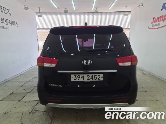 Kia Canival 2018 — photo 4