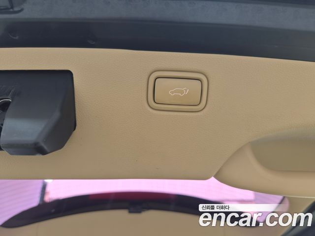 Kia Canival 2018 — photo 16