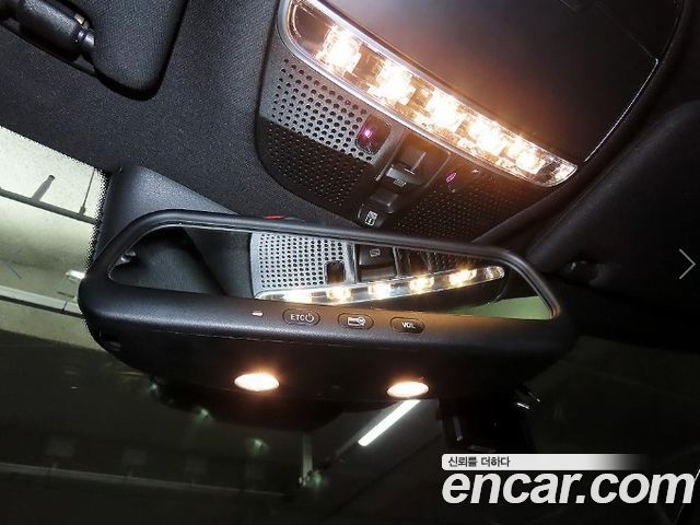Mercedes-Benz S-Class 2015 — photo 14
