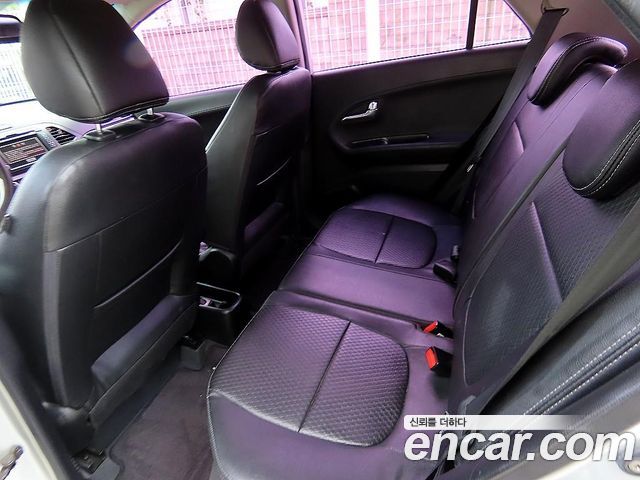 Kia morning 2012 — photo 20