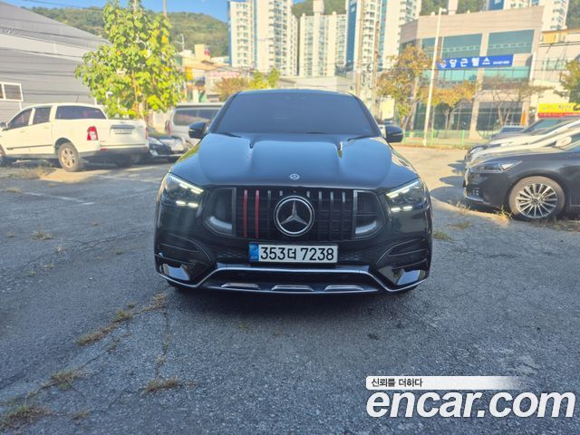 Mercedes-Benz GLE-Class 2021 — photo 1