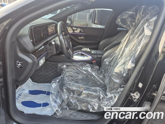 Mercedes-Benz GLE-Class 2021 — photo 9