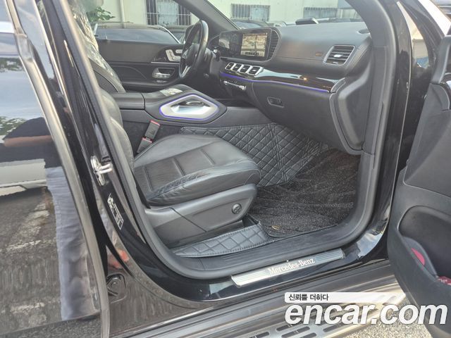 Mercedes-Benz GLE-Class 2021 — photo 18