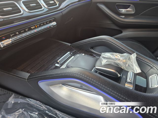 Mercedes-Benz GLE-Class 2021 — photo 20