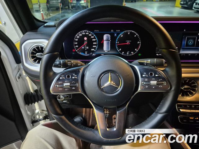 Mercedes-Benz G-Class 2024 — photo 12