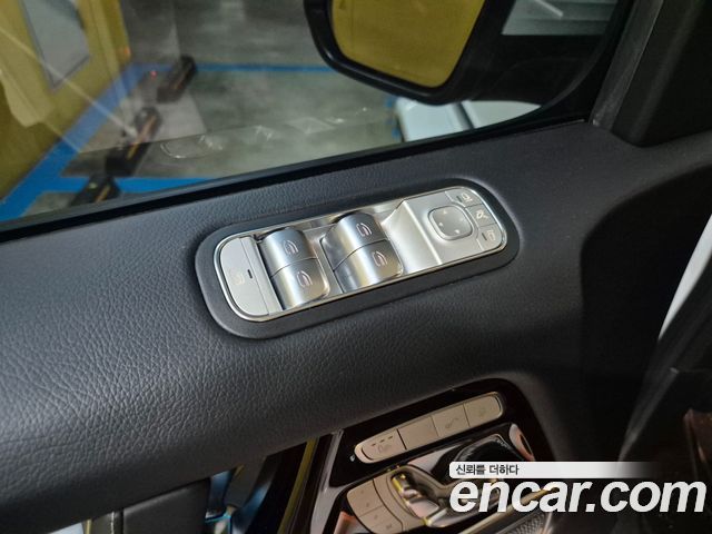 Mercedes-Benz G-Class 2024 — photo 14