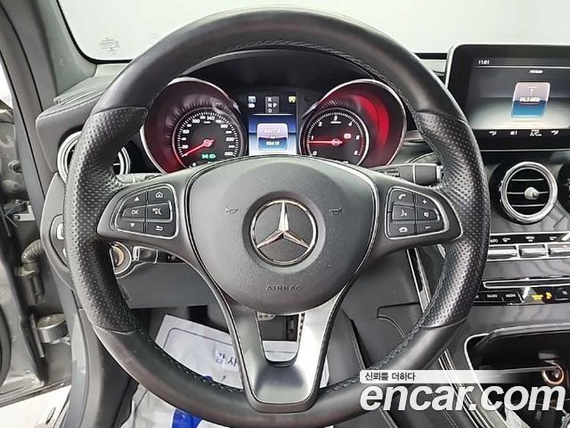Mercedes-Benz GLC-Class 2017 — photo 9