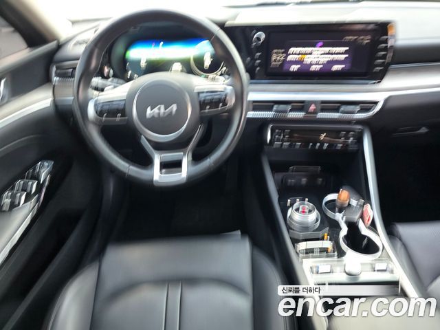 Kia K5 2022 — photo 14