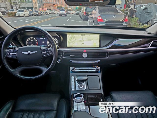 Genesis G90 2019 — photo 9