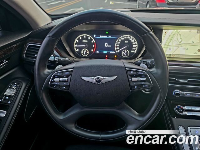 Genesis G90 2019 — photo 10