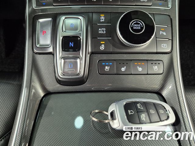 Hyundai Santafe 2022 — photo 9