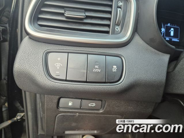 Kia Sorento 2016 — photo 13