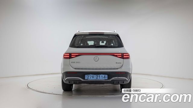 Mercedes-Benz EQB 2026 — photo 4