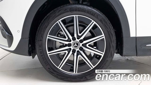 Mercedes-Benz EQB 2026 — photo 5