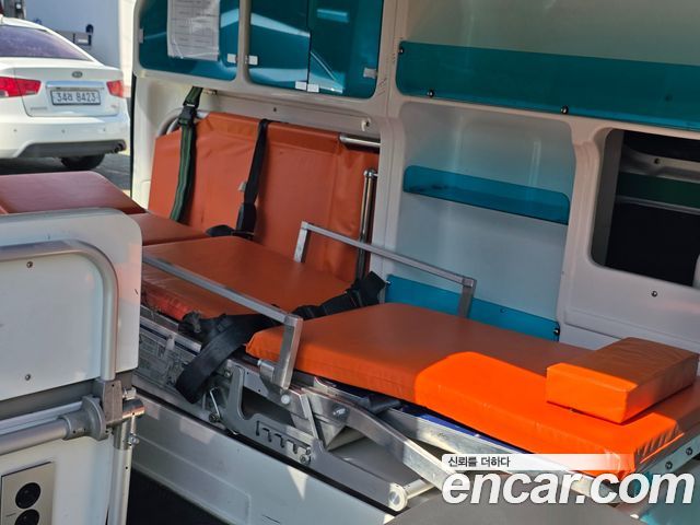 Hyundai Starex 2016 — photo 13