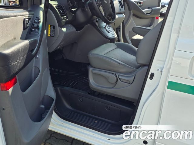 Hyundai Starex 2016 — photo 14