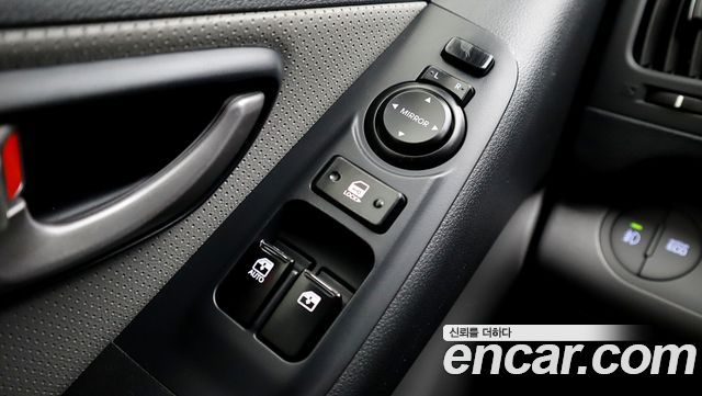 Hyundai Starex 2021 — photo 6