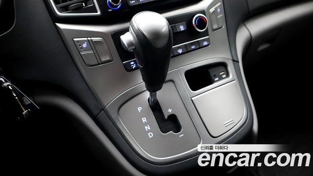 Hyundai Starex 2021 — photo 10