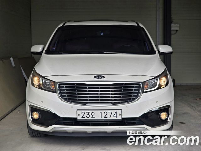 Kia Canival 2018 — photo 2