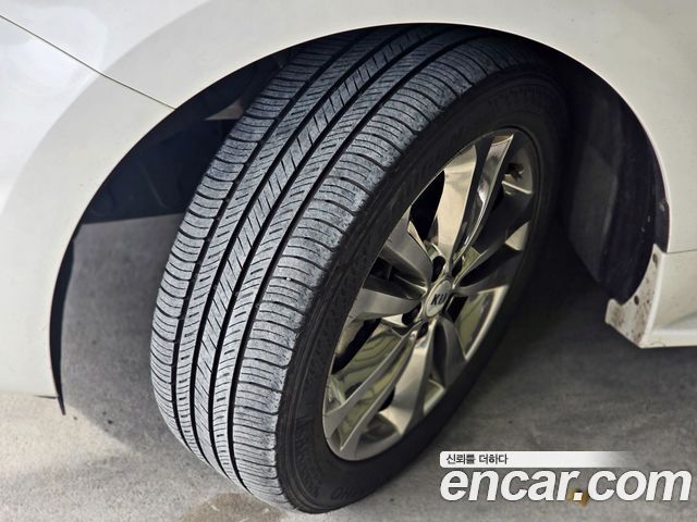 Kia Canival 2018 — photo 20