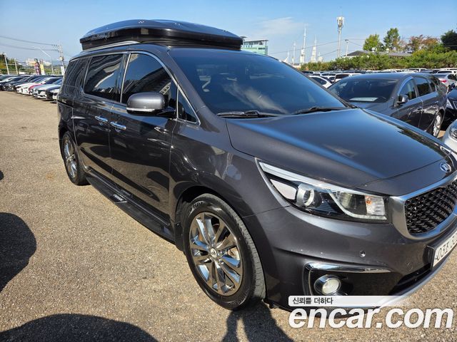 Kia Canival 2018 — photo 2