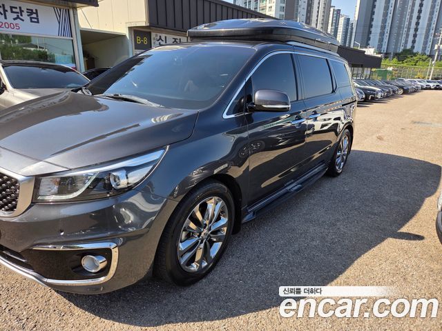 Kia Canival 2018 — photo 3