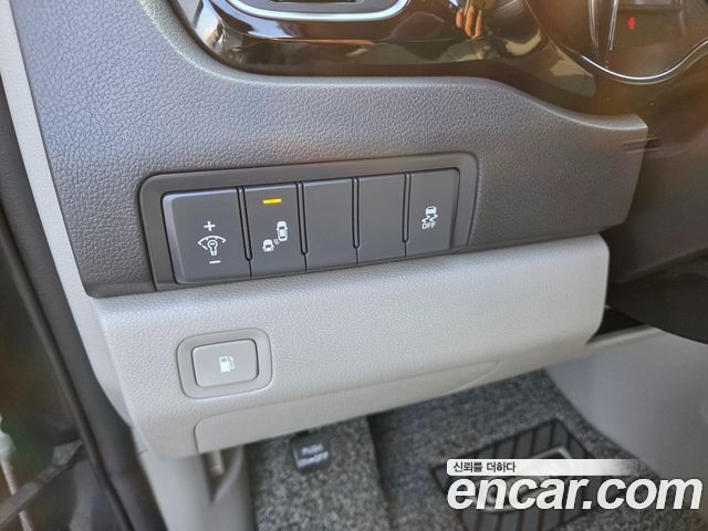 Kia Canival 2018 — photo 9