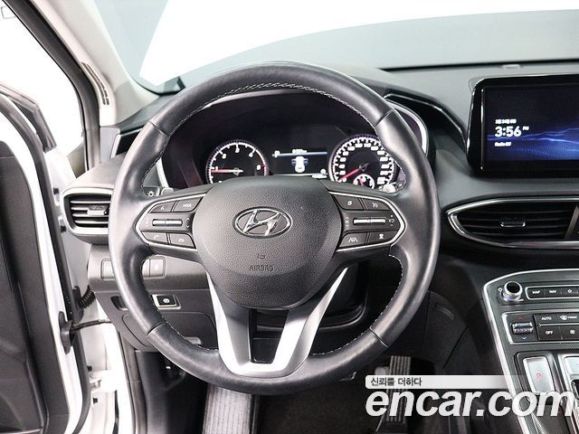 Hyundai Santafe 2023 — photo 8