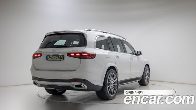 Mercedes-Benz GLS-Class 2026 — photo 2