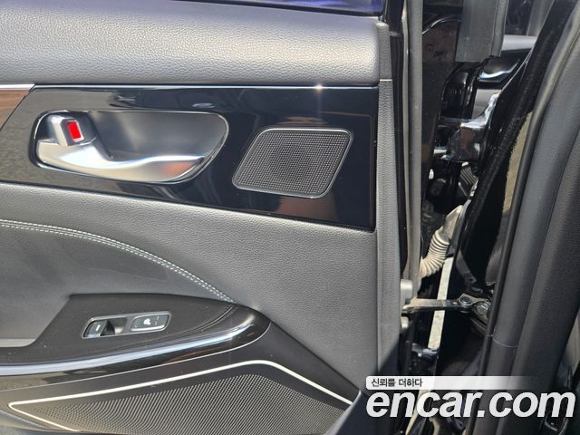 Kia K7 2019 — photo 14