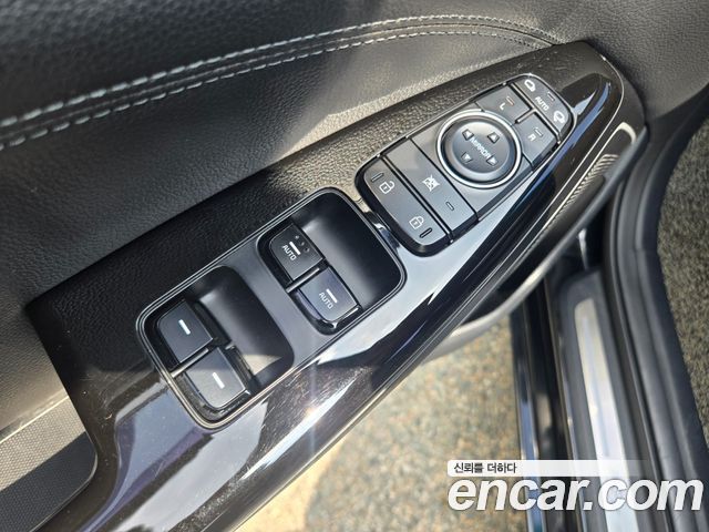 Kia K7 2019 — photo 18