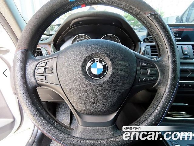 BMW 3-Series 2015 — photo 8