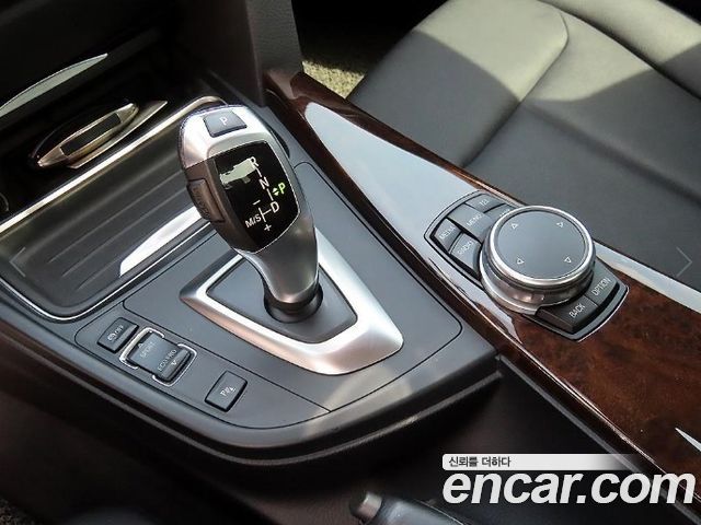 BMW 3-Series 2015 — photo 11