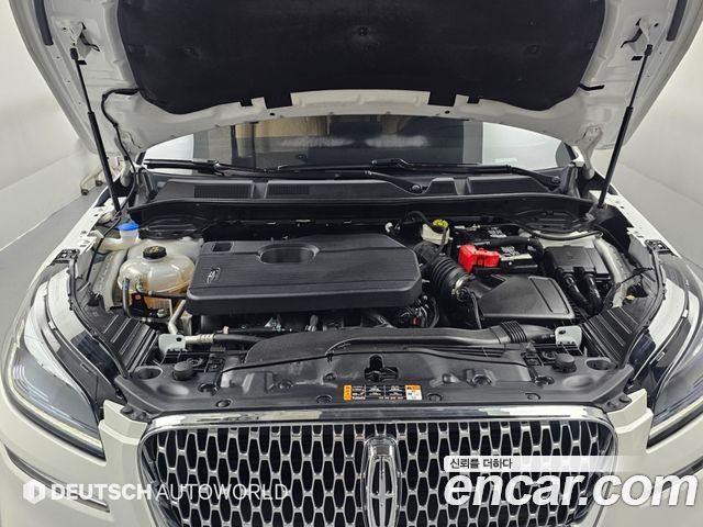 Lincoln Corsair 2022 — photo 6