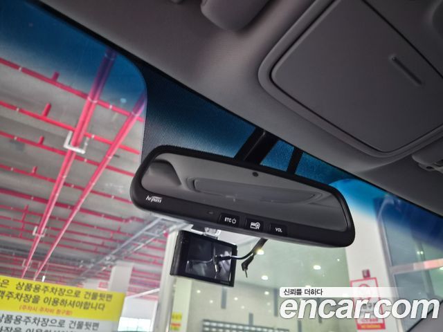 Kia K5 2018 — photo 13