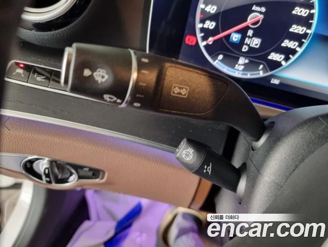Mercedes-Benz E-Class 2019 — photo 5
