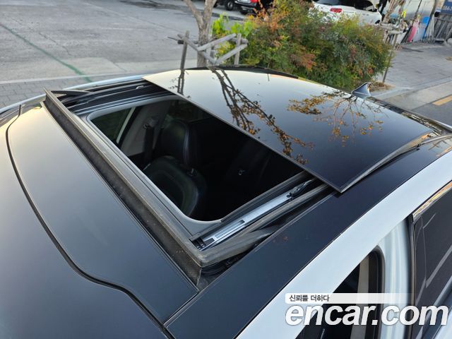 Kia K5 2011 — photo 18