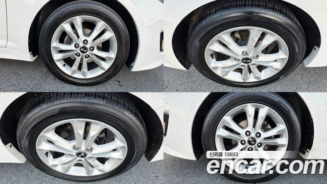 Kia K5 2011 — photo 20