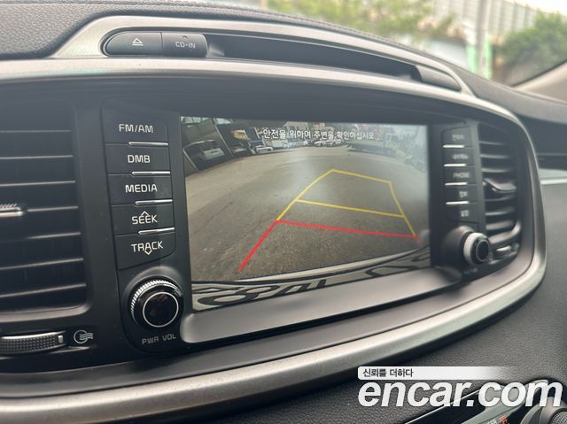 Kia Sorento 2016 — photo 13