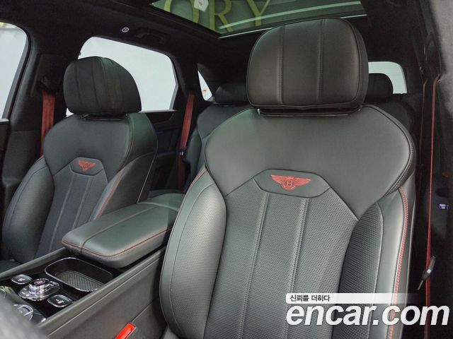 Bentley Bentayga 2024 — photo 10