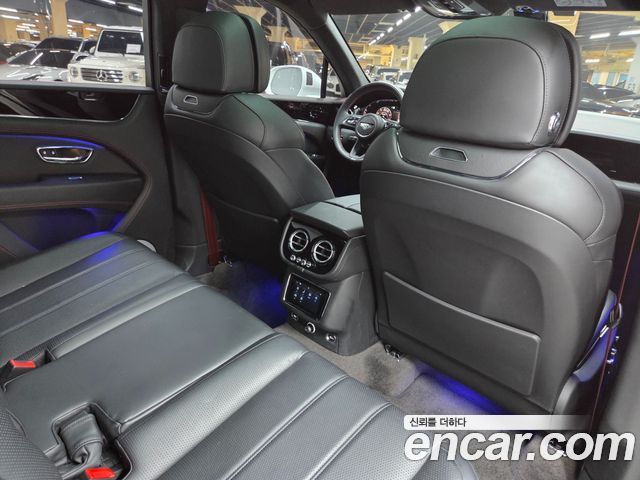 Bentley Bentayga 2024 — photo 15