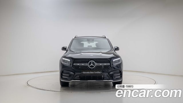 Mercedes-Benz GLB-Class 2026 — photo 3