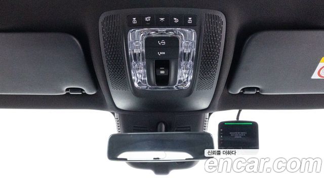 Mercedes-Benz GLB-Class 2026 — photo 17
