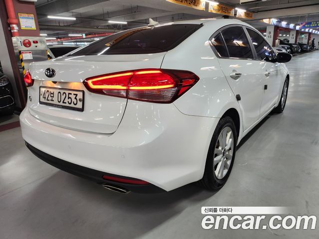 Kia K3 2017 — photo 2