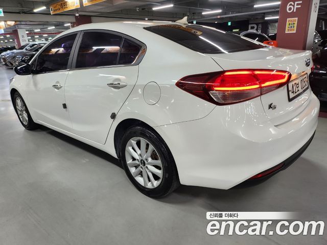 Kia K3 2017 — photo 4