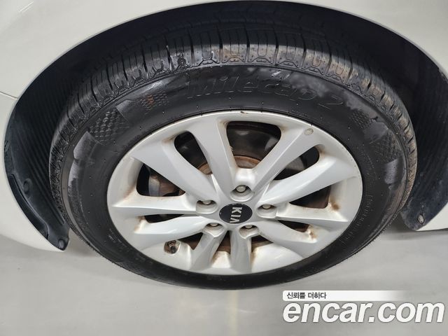Kia K3 2017 — photo 7