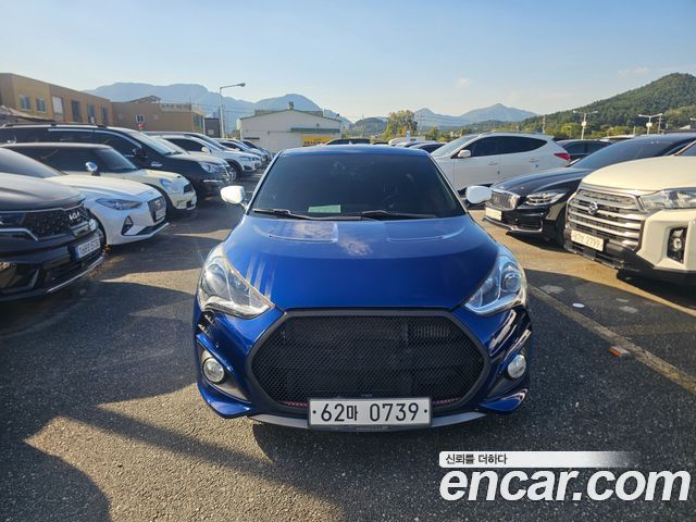 Hyundai Veloster 2017 — photo 1