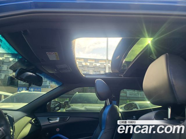 Hyundai Veloster 2017 — photo 8