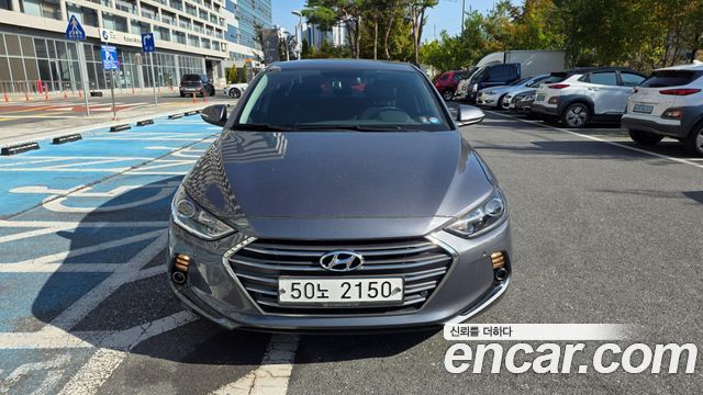 Hyundai AVANTE 2018 — photo 2
